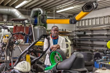 Quote achtergrond - Dudley Angela van Tender College